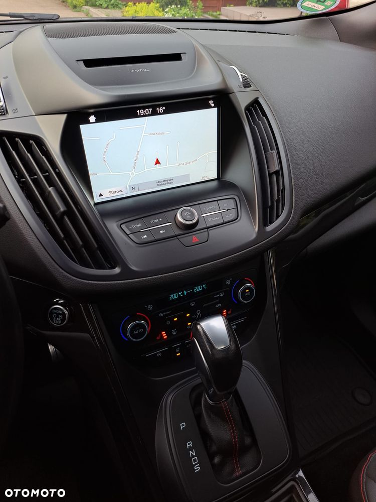 Ford Kuga 2.0 EcoBoost 4x4 ST-Line - 19