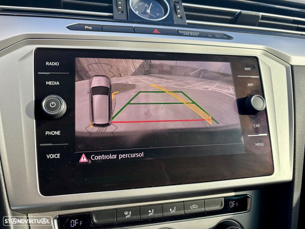 VW Passat Variant 1.6 TDI Highline - 43