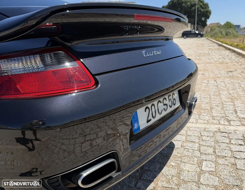 Porsche 911 (997) Turbo - 10