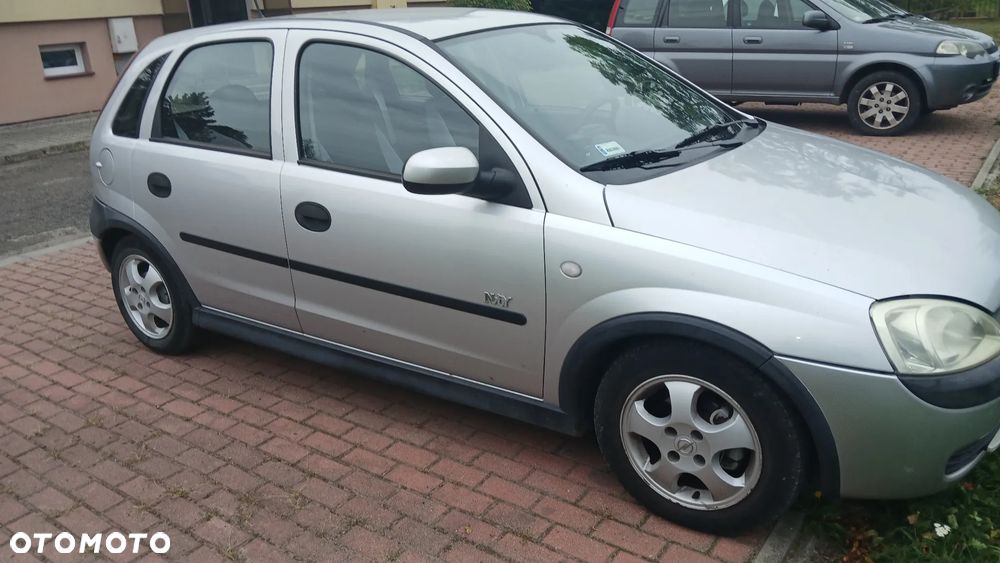 Opel Corsa 1.2 16V NJoy - 1