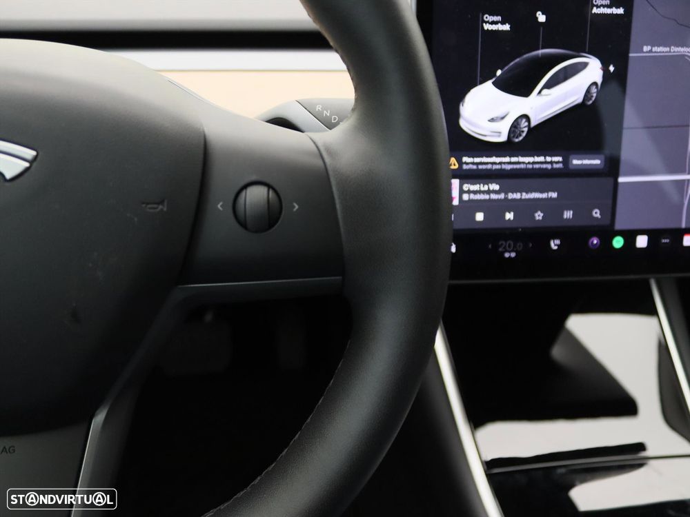 Tesla Model 3 Standard Range Plus RWD - 5