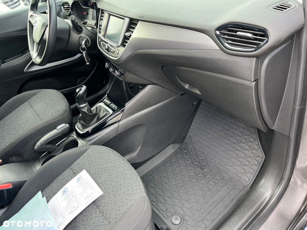 Opel Crossland X - 9