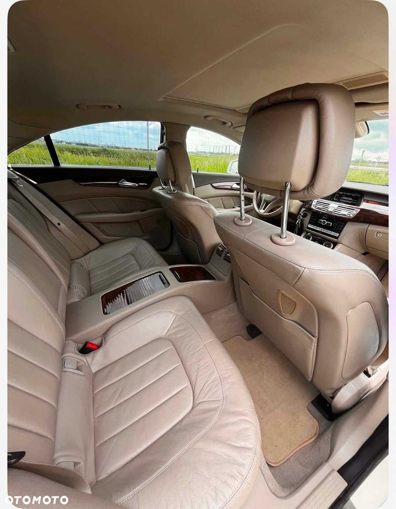 Mercedes-Benz CLS - 7