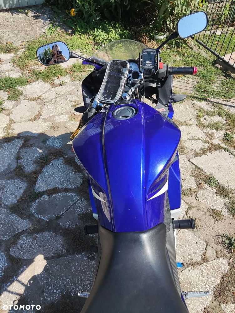 Yamaha YZF - 3