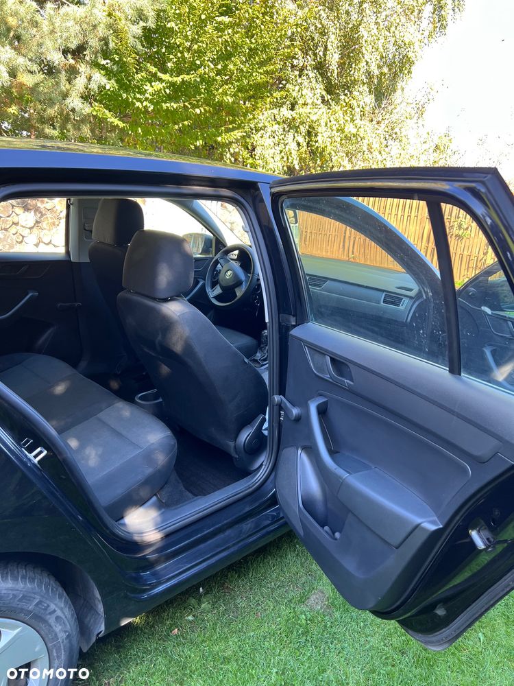 Skoda RAPID 1.2 Active Max - 19