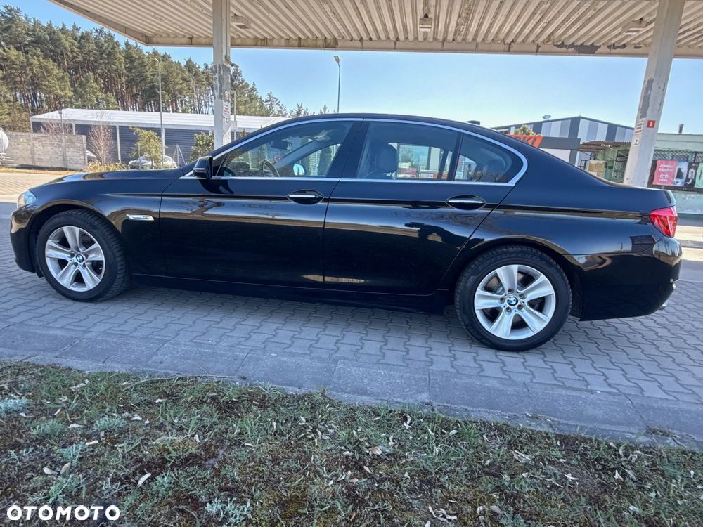 BMW Seria 5 520d Luxury Line - 29