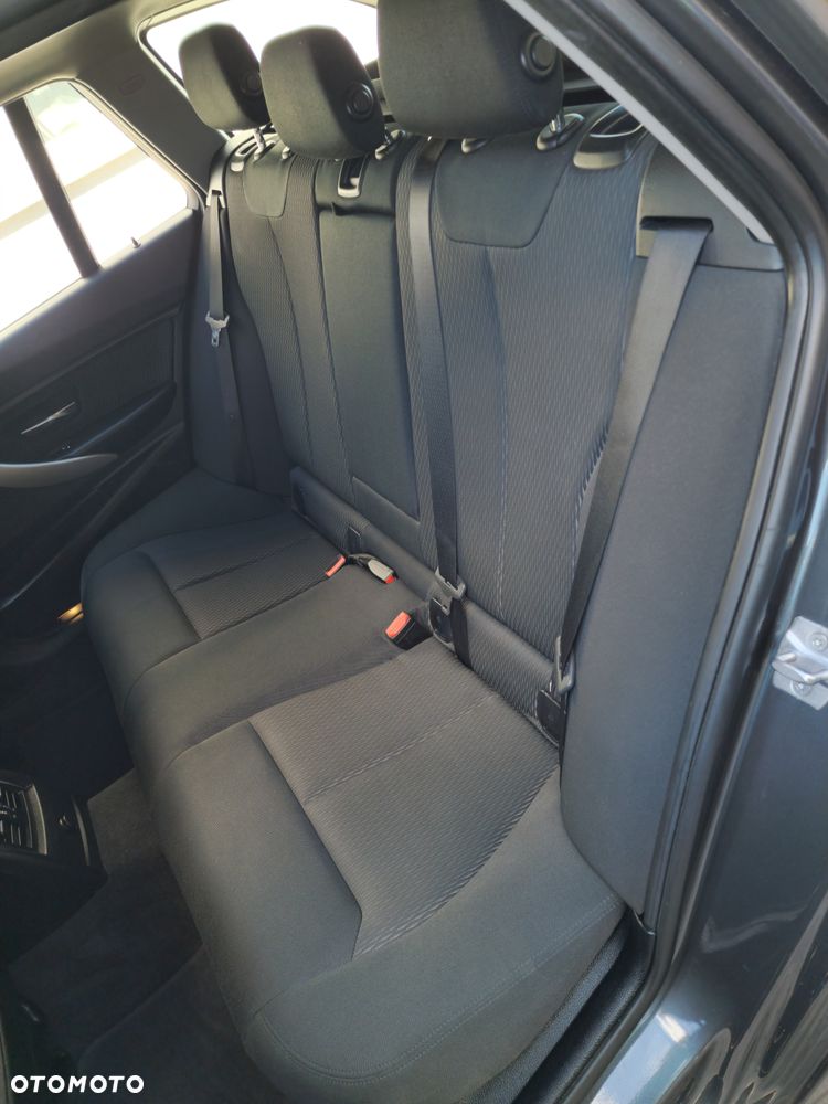 BMW Seria 3 316d Advantage - 19