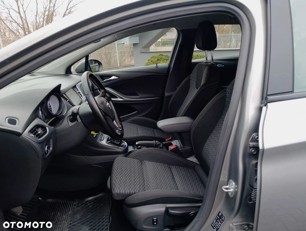 Opel Astra 1.6 CDTI Sport - 8