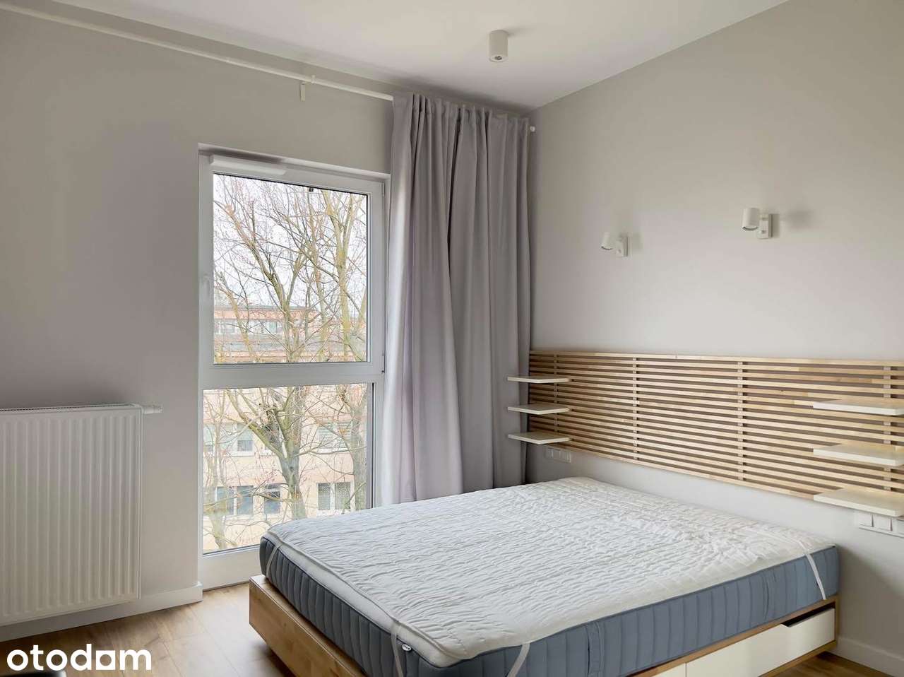 Komfortowe 2 pokoje z balkonem i garażem – dostępne od 1 października.