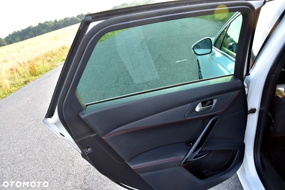 Peugeot 508 BlueHDi 180 EAT6 Stop&Start GT - 17