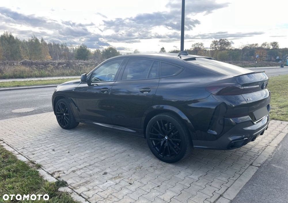 BMW X6M - 8