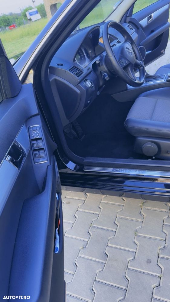 Mercedes-Benz C 220 CDI DPF Automatik Avantgarde - 8