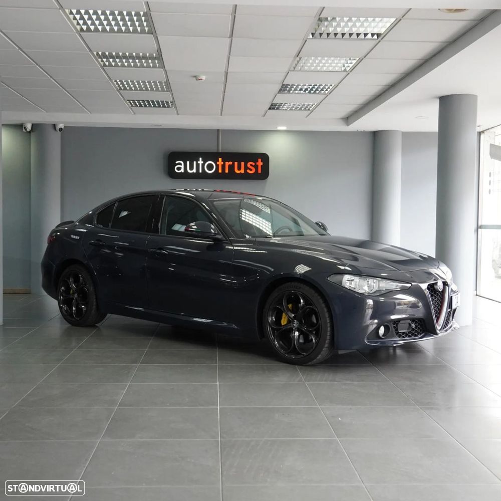 Alfa Romeo Giulia 2.2 D AT8 - 1