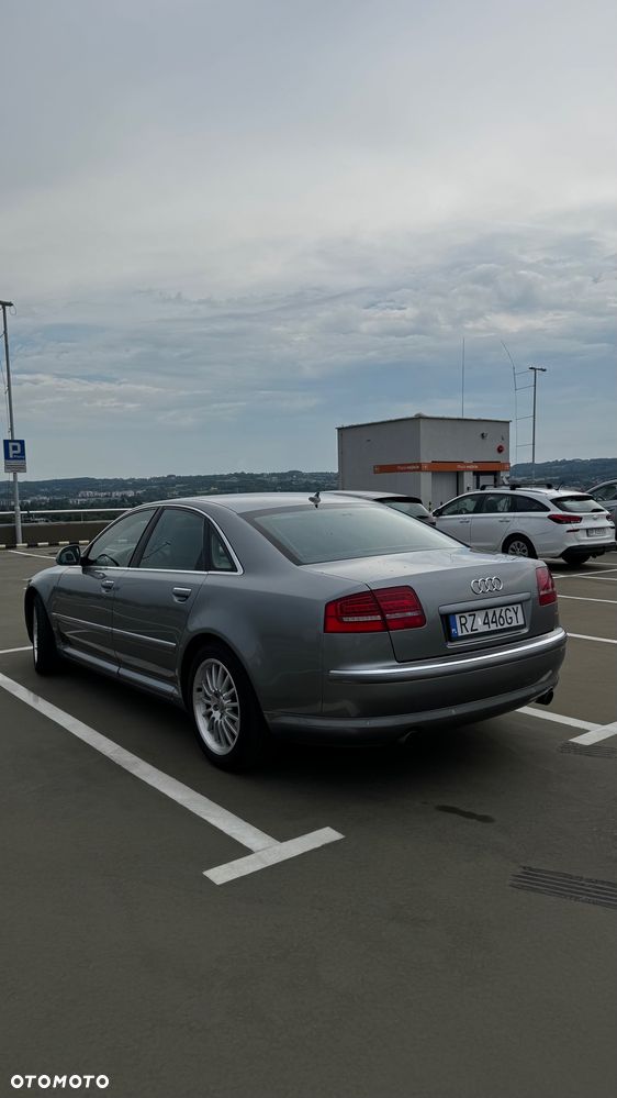 Audi A8 - 3
