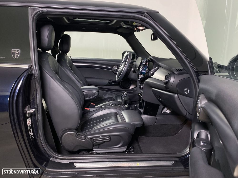 MINI 3 Portas Cooper SE Yours - 17