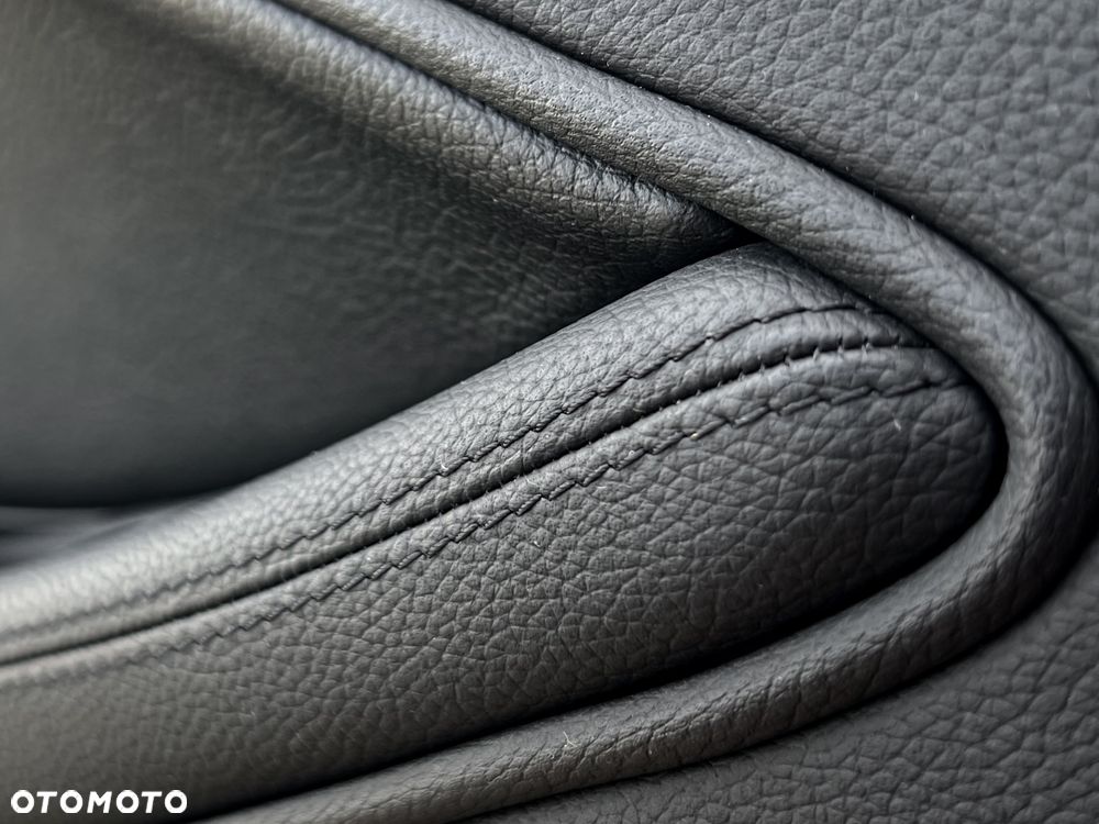 Mercedes-Benz CLS - 27