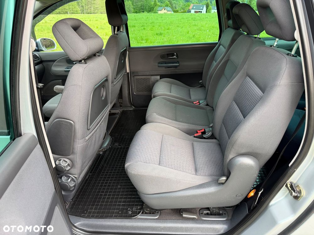 Volkswagen Sharan 1.9 TDI Comfortline Family - 35