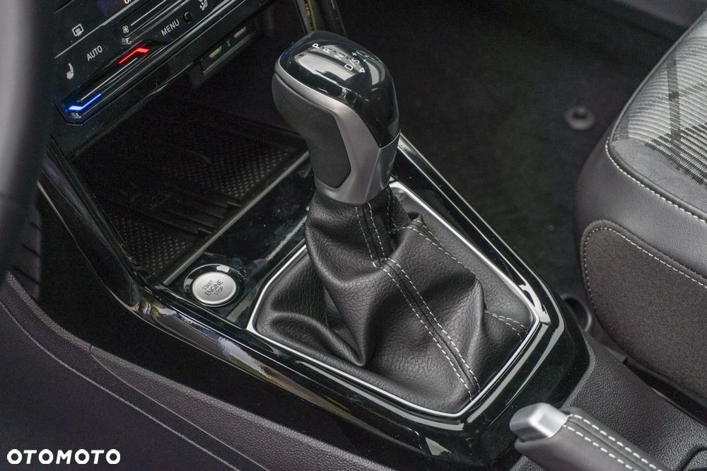 Volkswagen T-Cross - 12