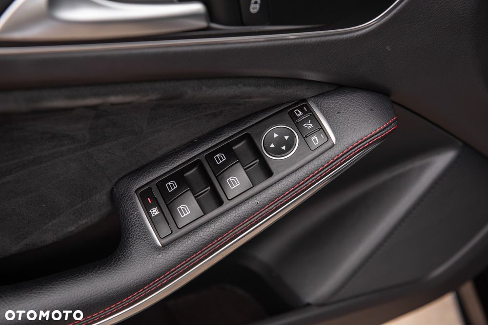 Mercedes-Benz Klasa A 250 4-Matic AMG Line - 16