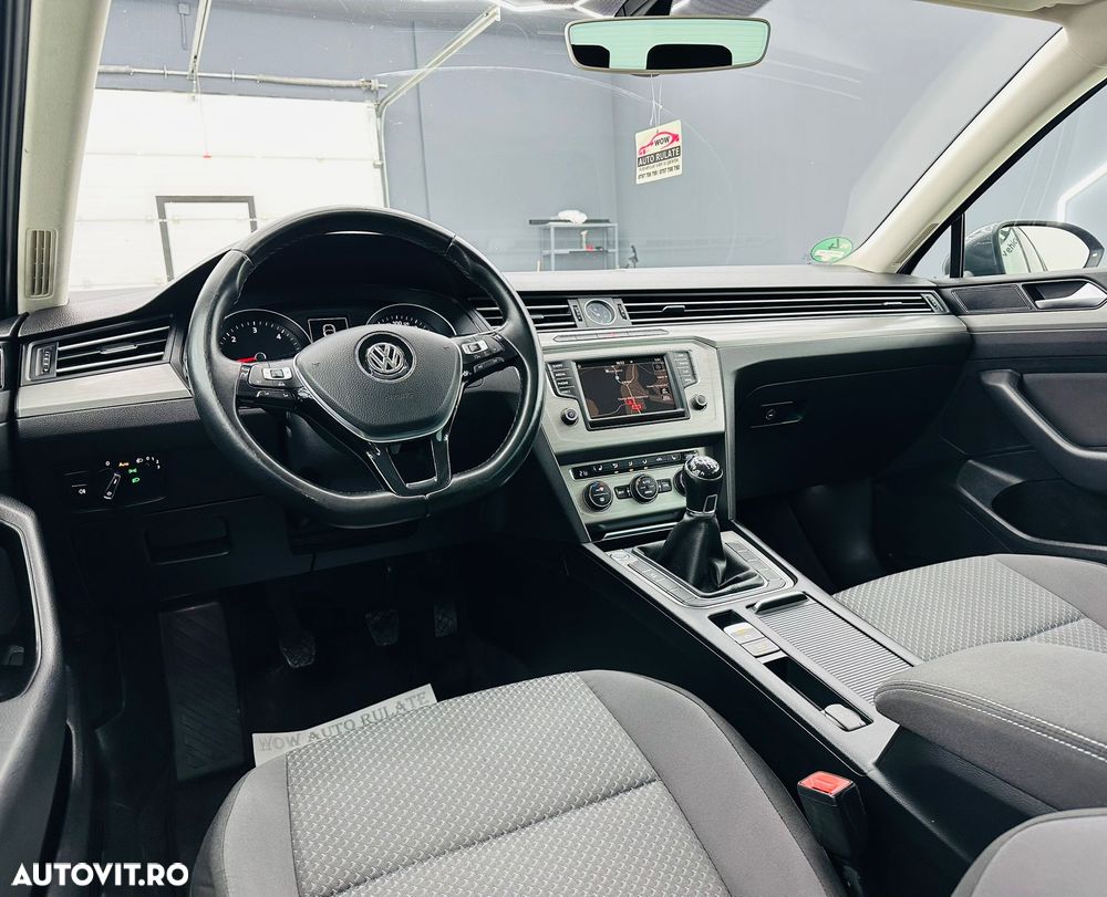 Volkswagen Passat 2.0 TDI Comfortline - 22