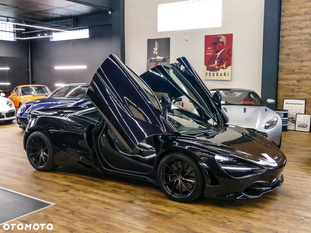 McLaren 720S Coupe - 3