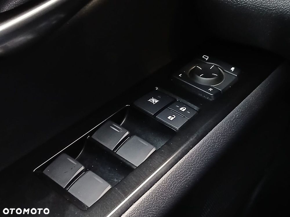 Lexus UX 200 GPF F Impression 2WD - 33