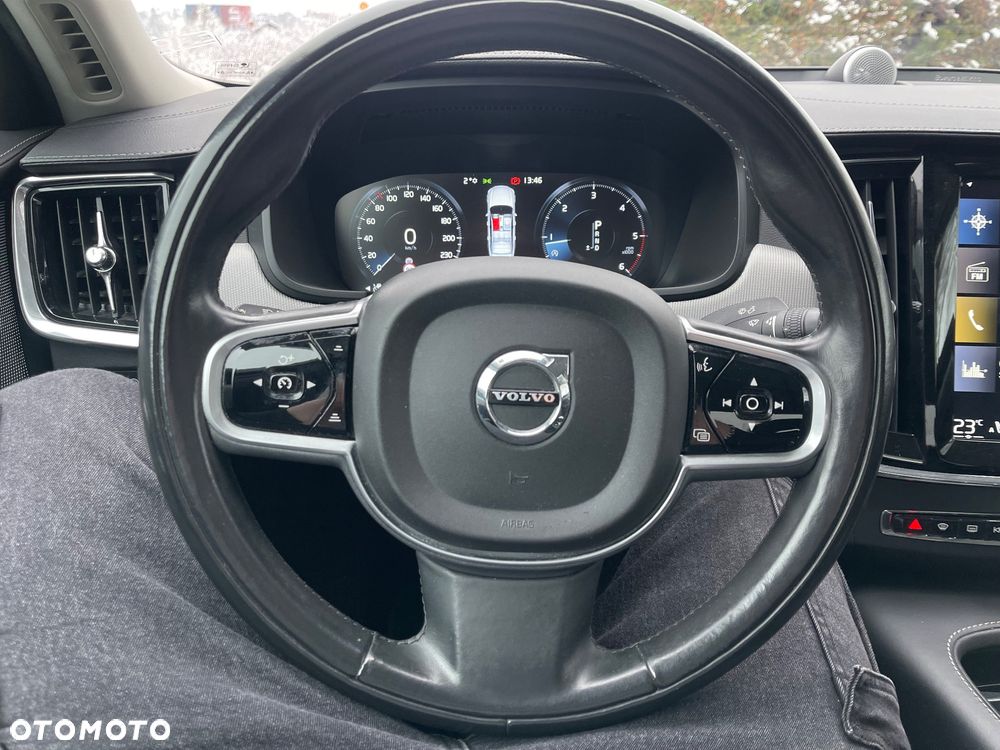 Volvo S90 D4 AWD Geartronic Inscription - 22