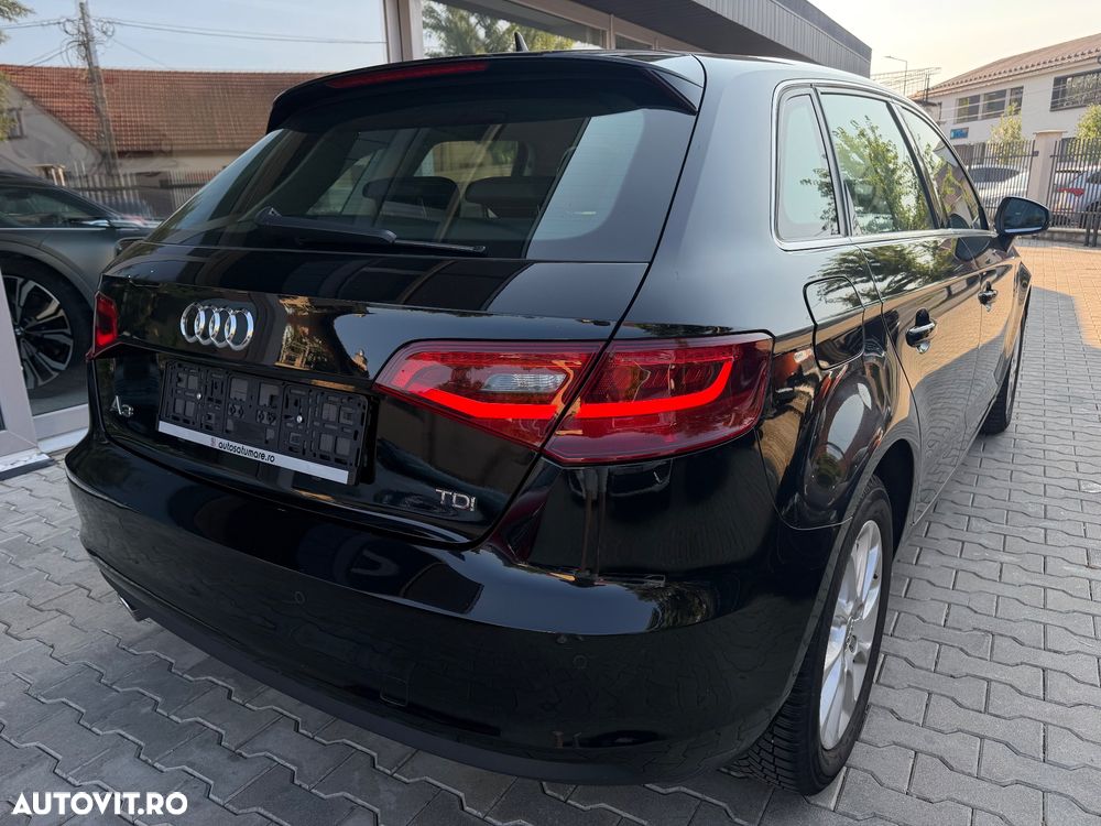 Audi A3 1.6 TDI S tronic - 8