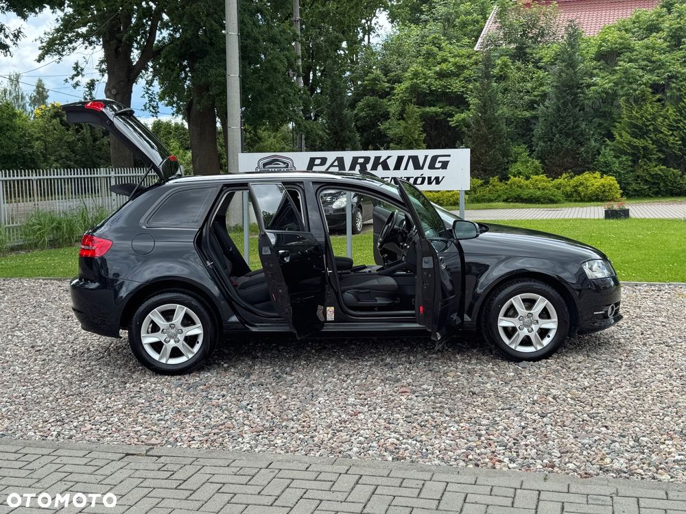Audi A3 Sportback - 36