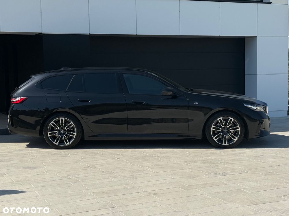 BMW Seria 5 520d xDrive Touring - 37