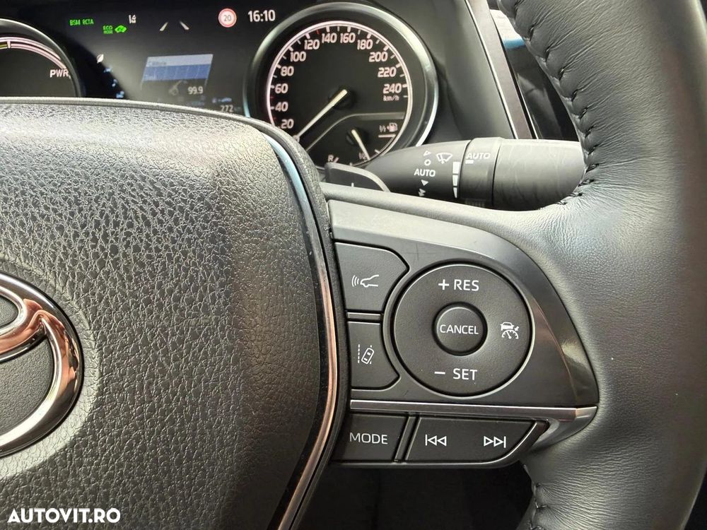Toyota Camry 2.5 Exclusive - 28
