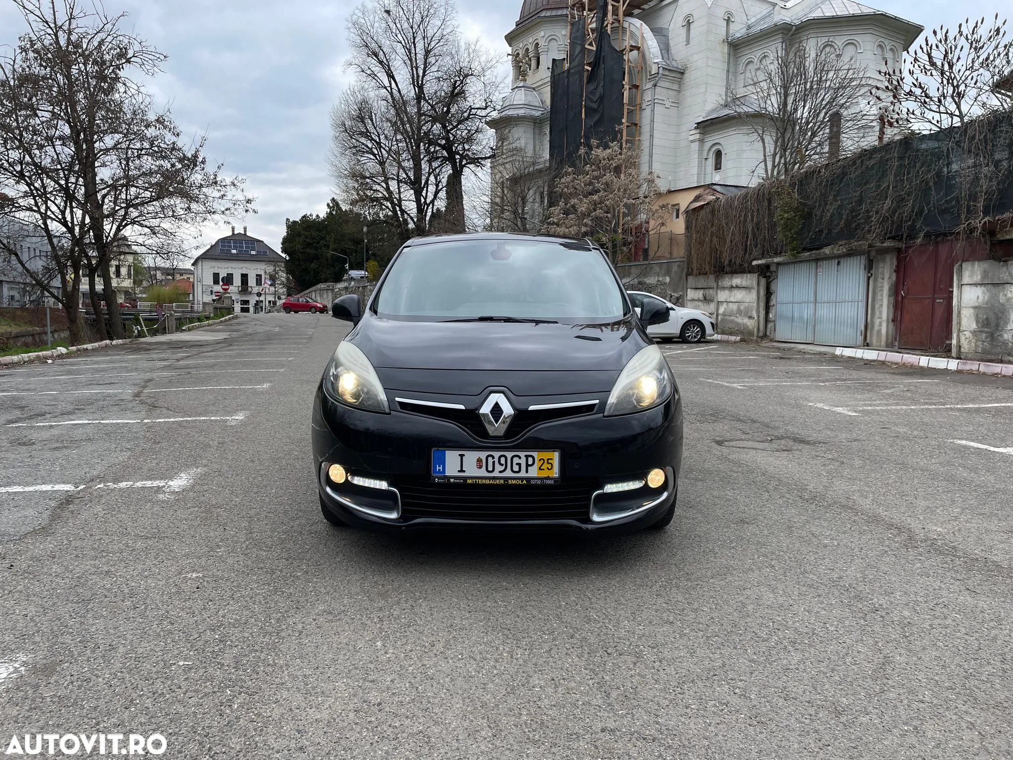 Renault Grand Scenic dCi 130 FAP Start & Stop Bose Edition - 12