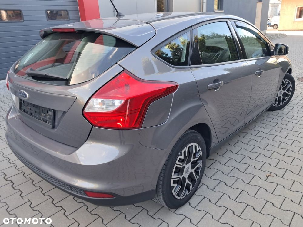 Ford Focus - 9