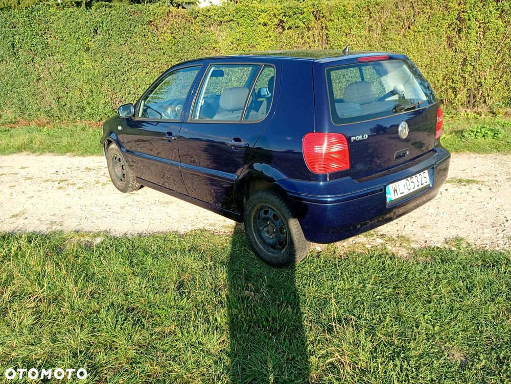 Volkswagen Polo - 4