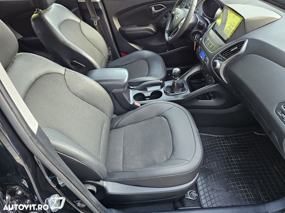 Hyundai ix35 2.0 CRDI 4WD Style - 11