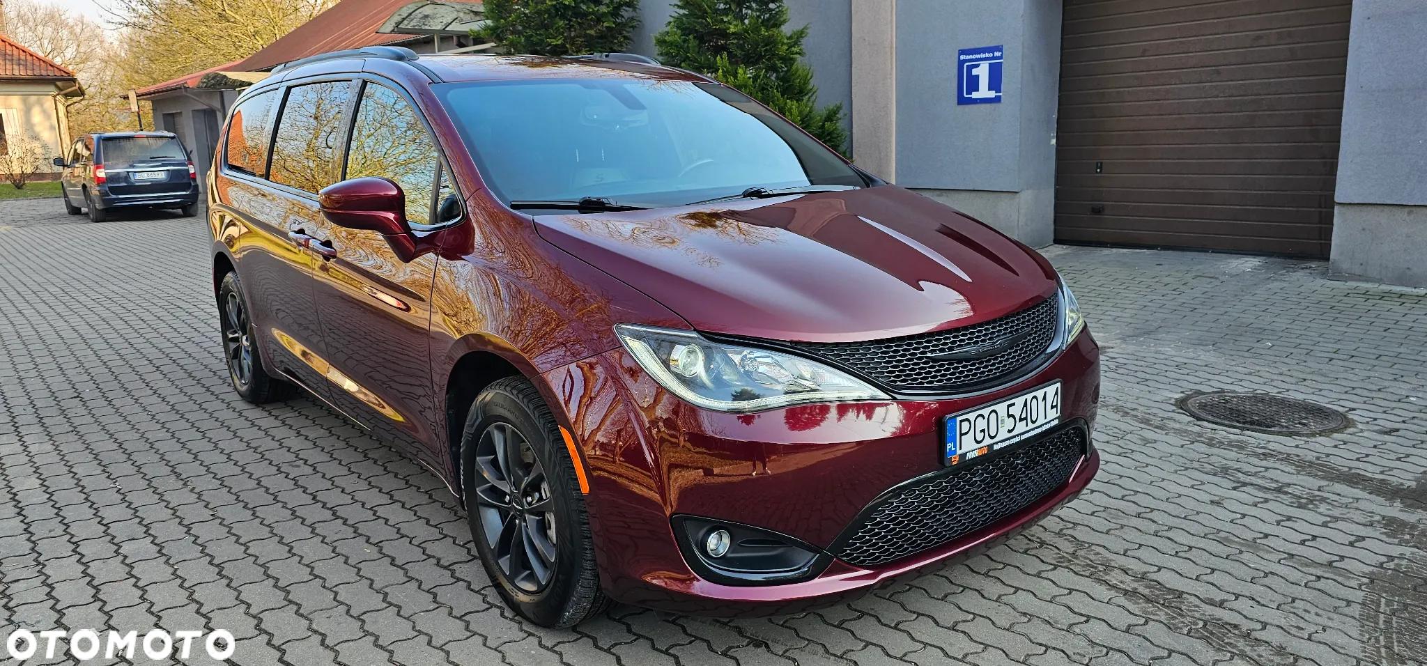 Chrysler Pacifica - 37