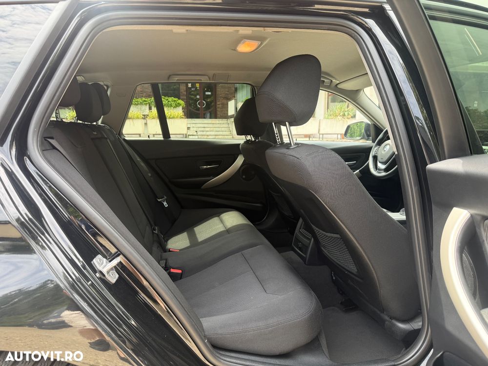 BMW Seria 3 320d Aut. Advantage - 17