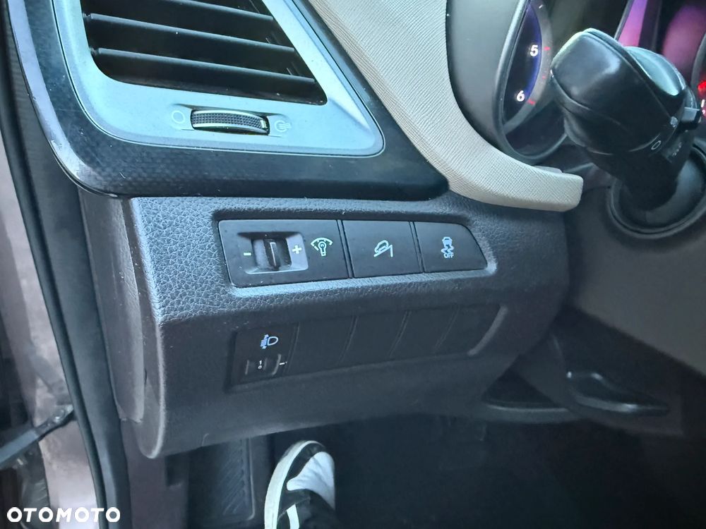Hyundai Santa Fe - 38