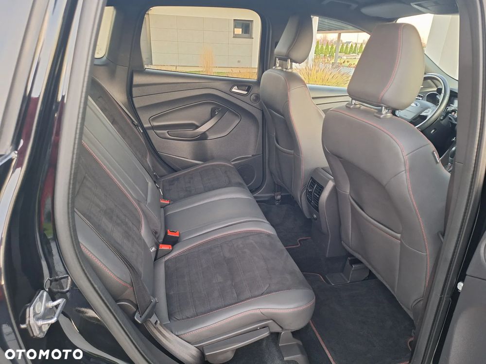 Ford Kuga 2.0 TDCi 4x4 ST-Line - 22