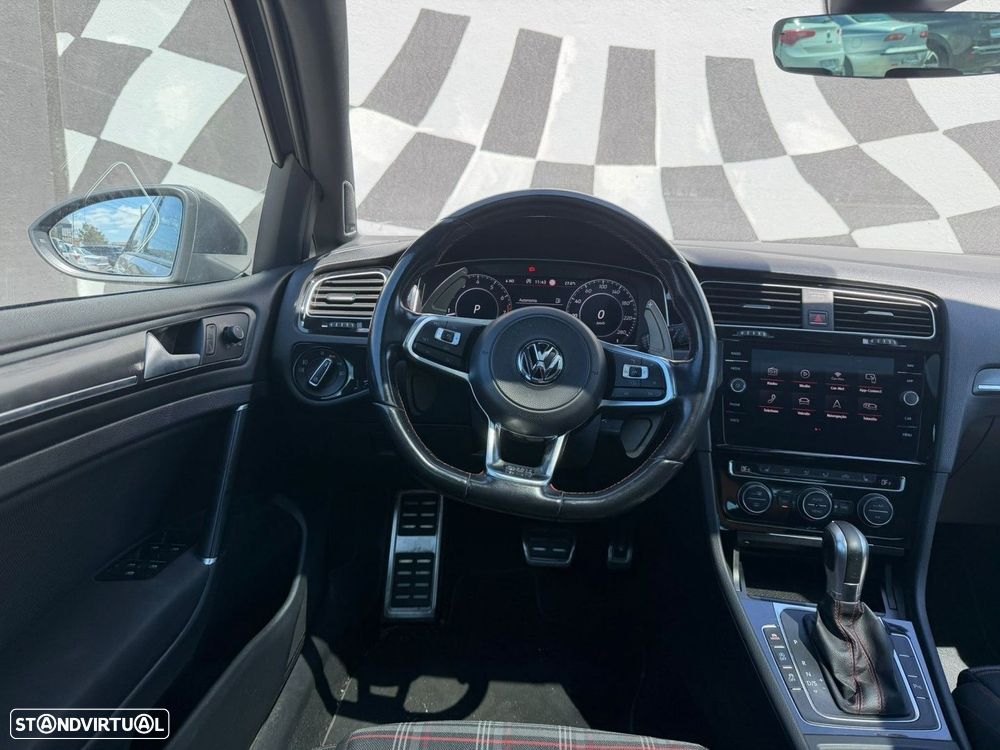 VW Golf 2.0 TSI OPF DSG GTI - 5