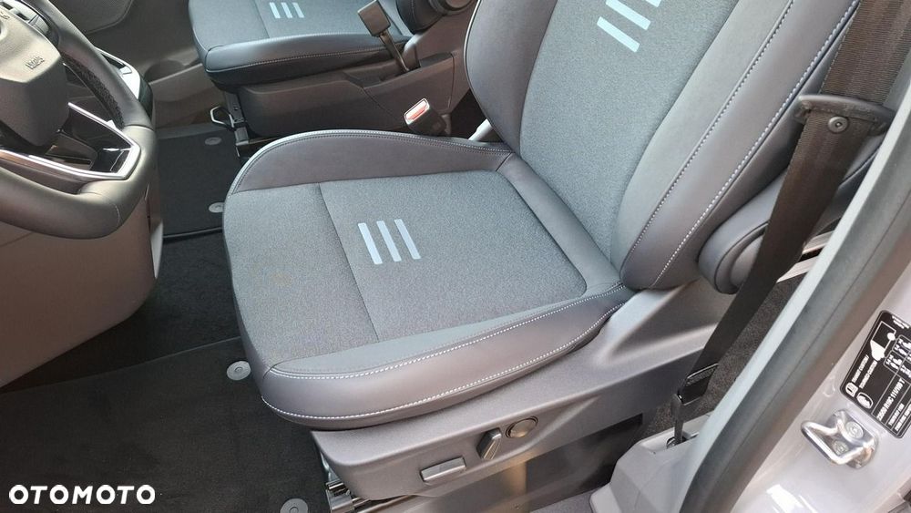 Ford Tourneo Custom - 4