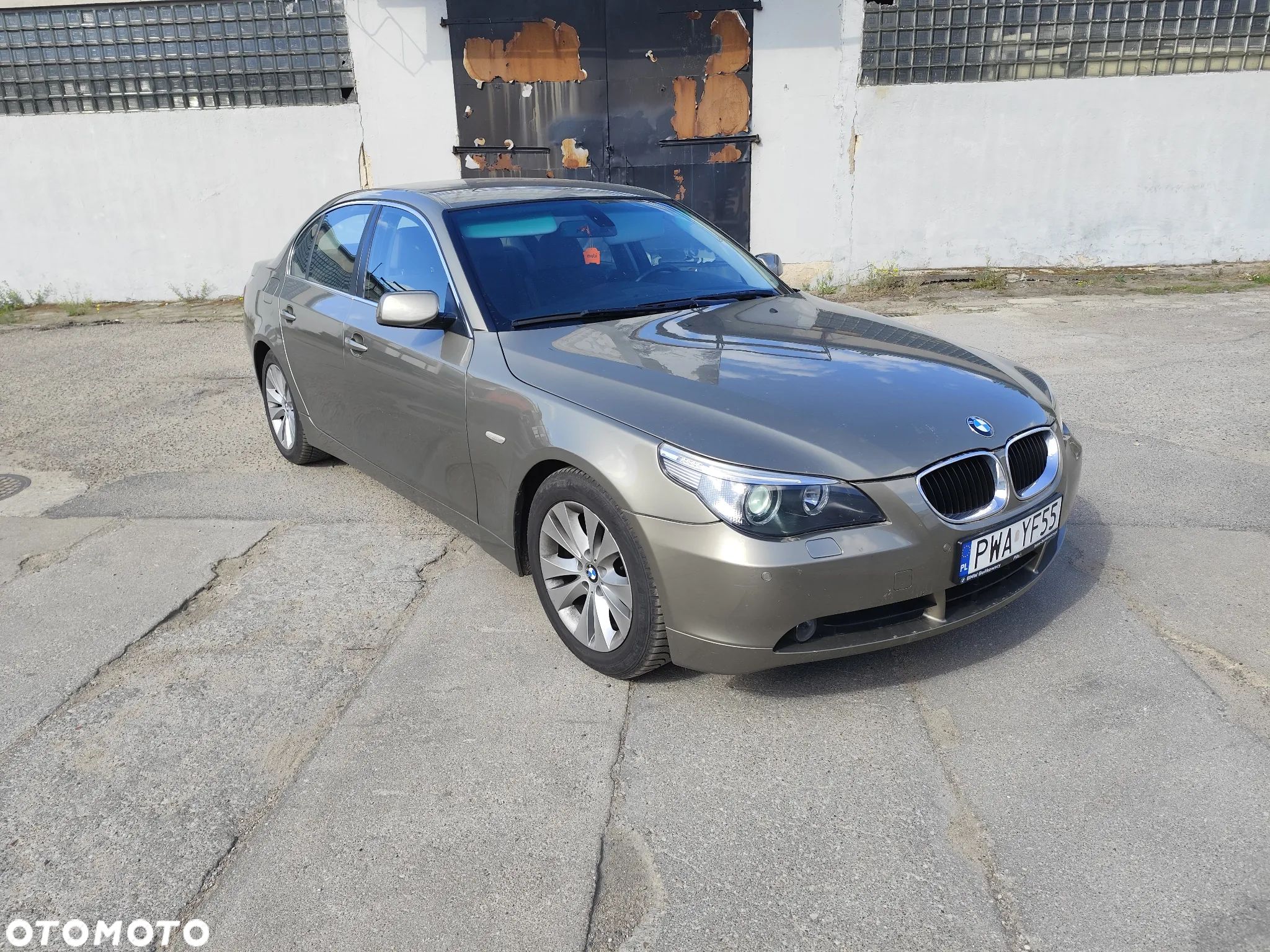 BMW Seria 5 520i - 1