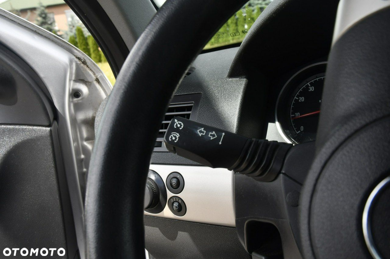 Opel Astra - 26