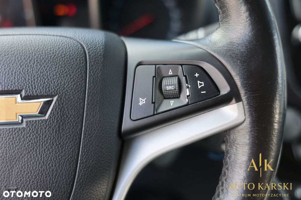 Chevrolet Orlando - 22