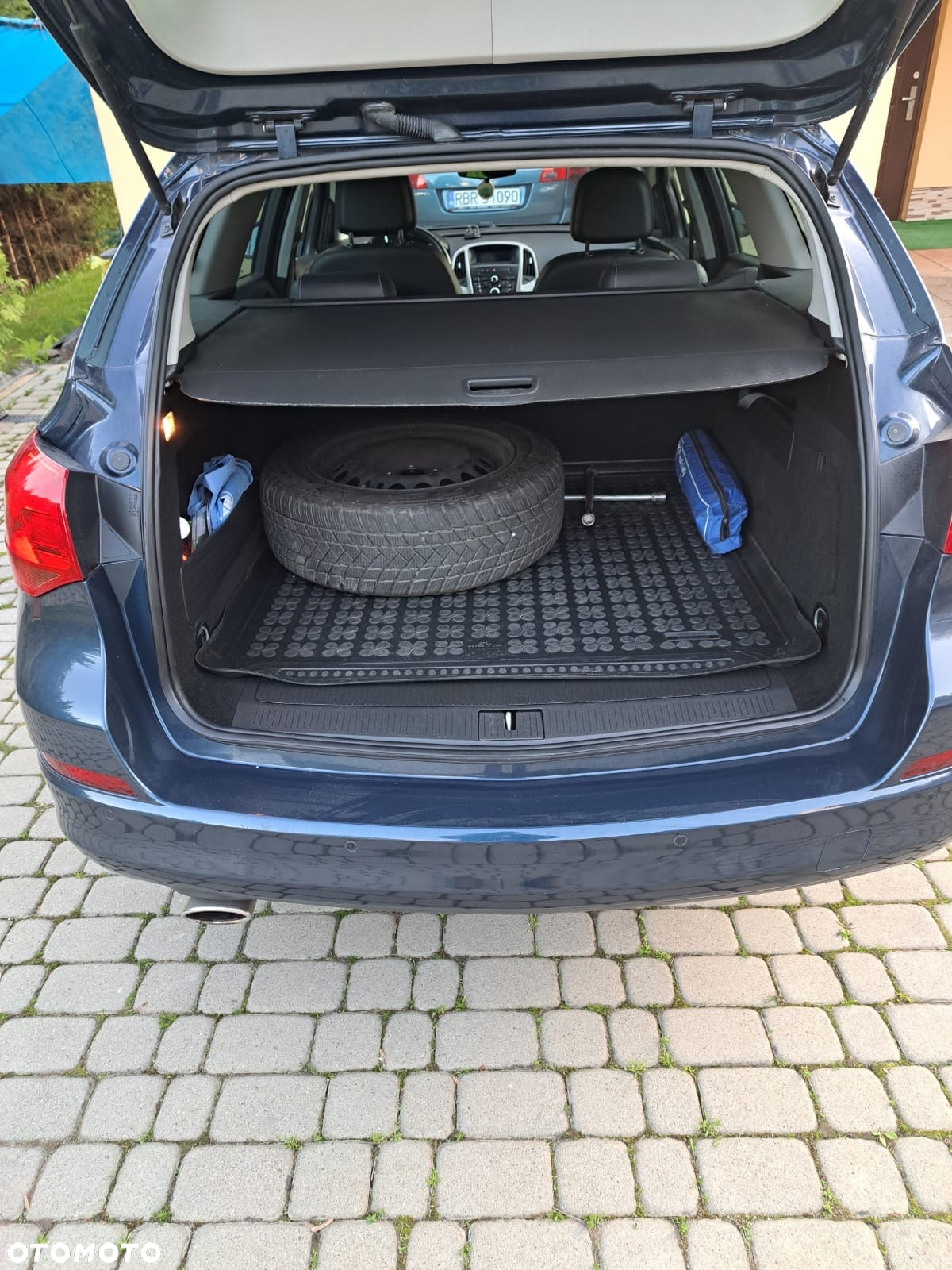 Opel Astra 1.4 Turbo ecoFLEX Start/Stop 150 Jahre - 11