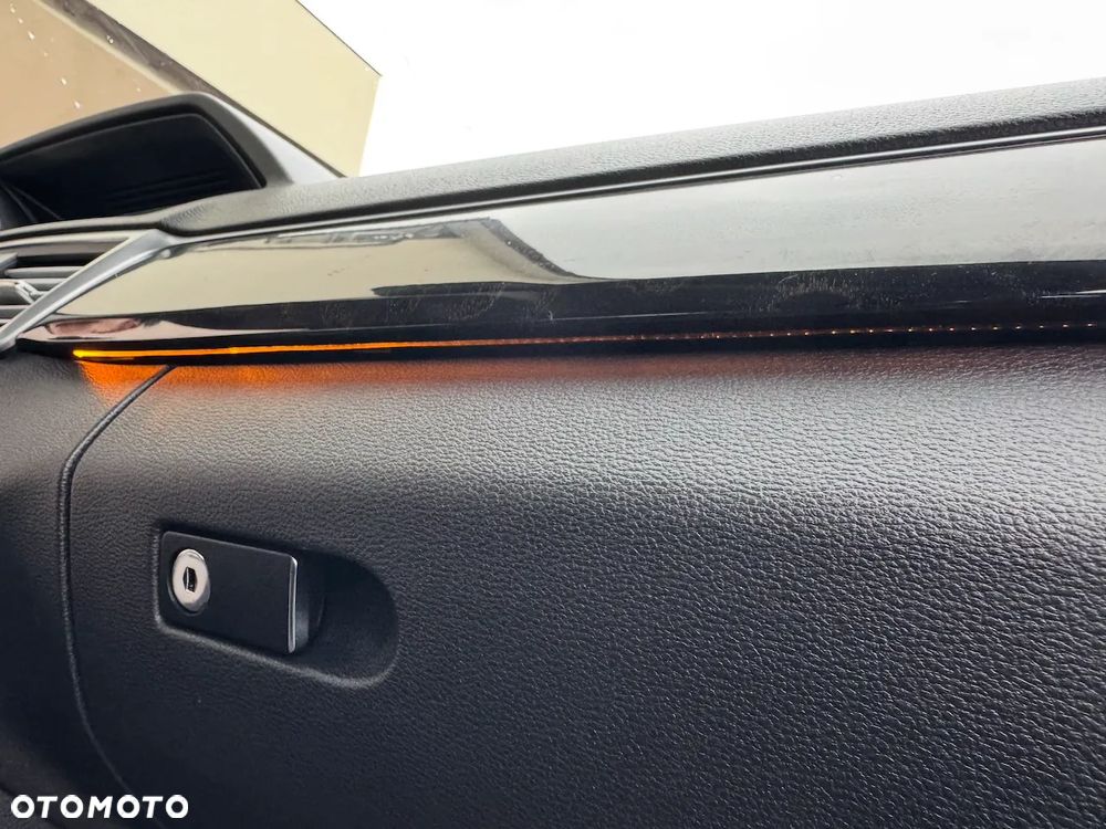 Mercedes-Benz Klasa E 220 CDI BlueEff Avantgarde - 7