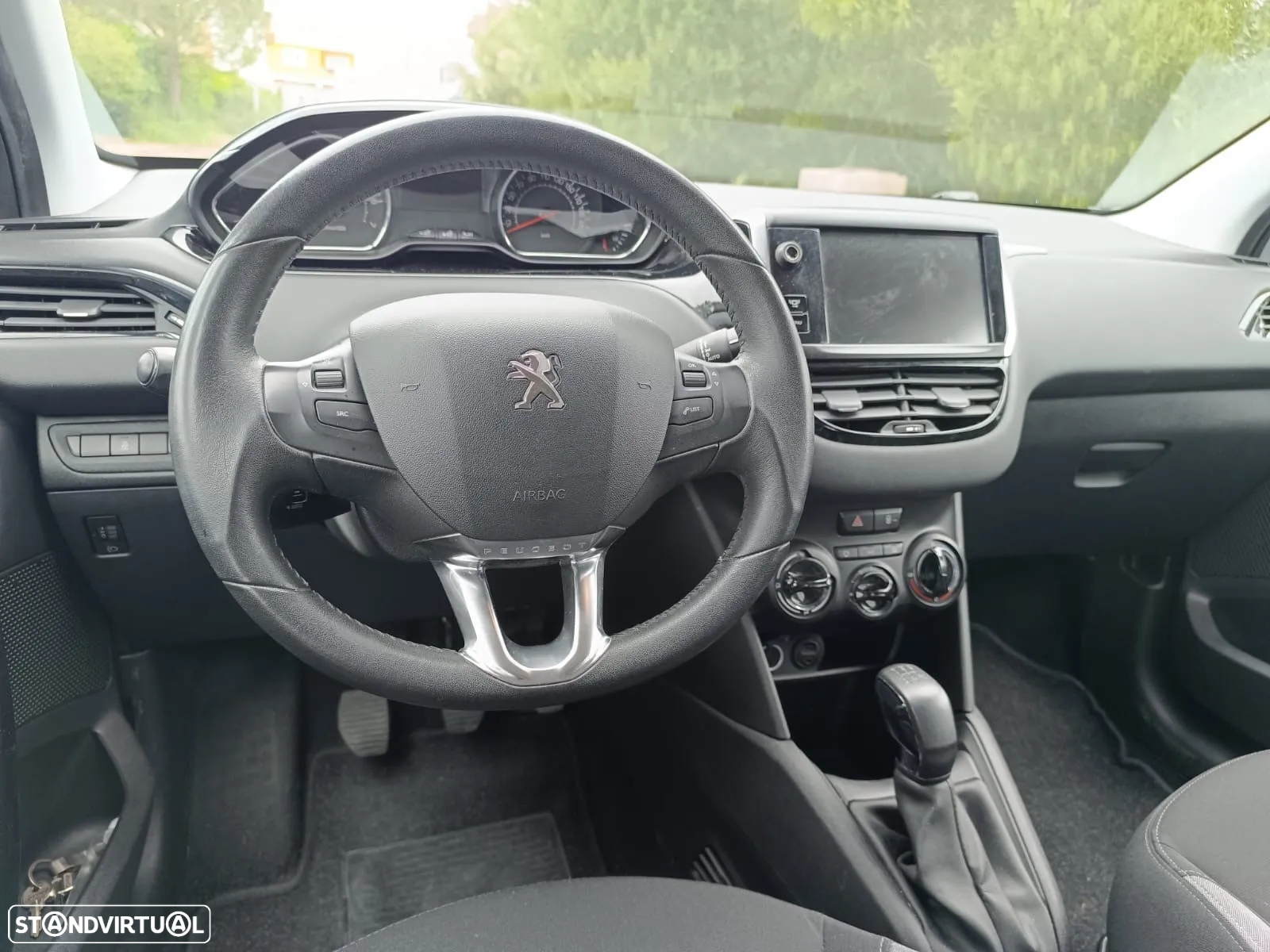 Peugeot 208 1.2 VTi Allure - 9