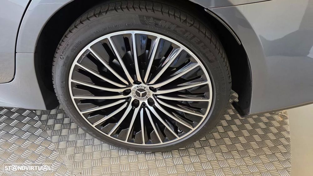 Mercedes-Benz CLS 400 d 4Matic AMG Line - 38