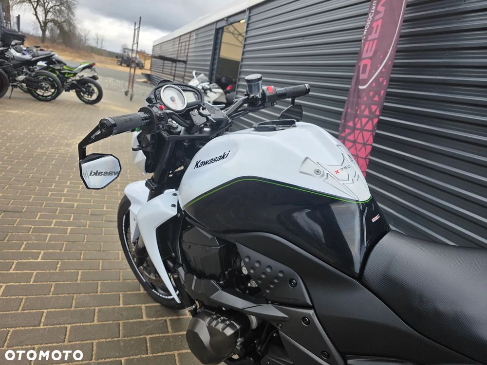 Kawasaki Z - 11