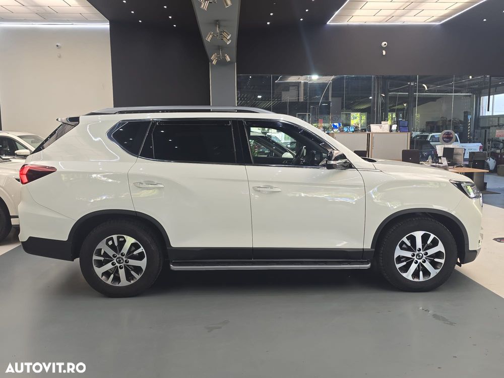 KGM Rexton - 10